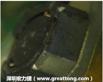 使用銀(Ag)鍍層的電源電感器(Power Inductors)，經(jīng)過(guò)推力測(cè)試后，零件端點(diǎn)上已經(jīng)看不到任何鍍層的痕跡了，所以其耐推力就比較小。